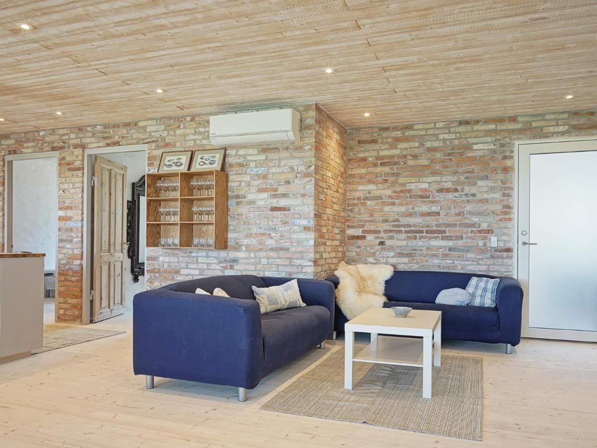 6 Person Holiday Home In Svaneke Exteriör bild